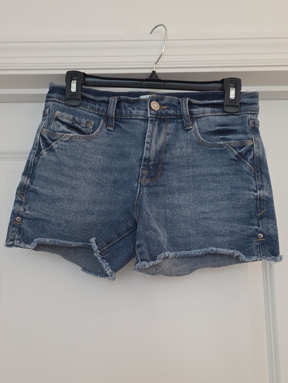Kensie Distressed Blue Denim Jean Shorts